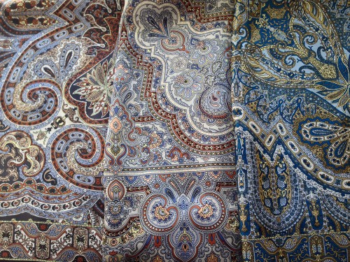Новелла 846 - 18, саржа, Л.Емельянова, Затейница 760 - 14, атлас, Г.Сотскова, Новелла - 846 - 13, атлас, Л.Емельянова