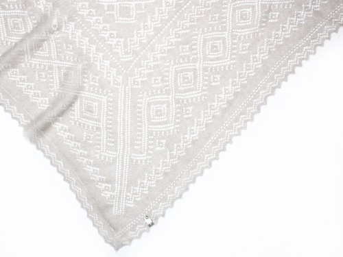 tuch-orenburg-shawl-scarf-wool-wollschal-wolltuch-netztuch-gehäckelt-ziegenwoll-foulard.jpg