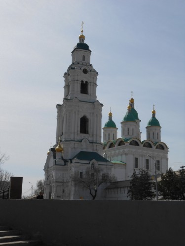 Успенский собор и его колокольня