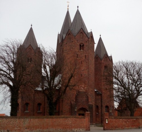 Пятиглавая церковь Богоматери, Калунборг, Дания.