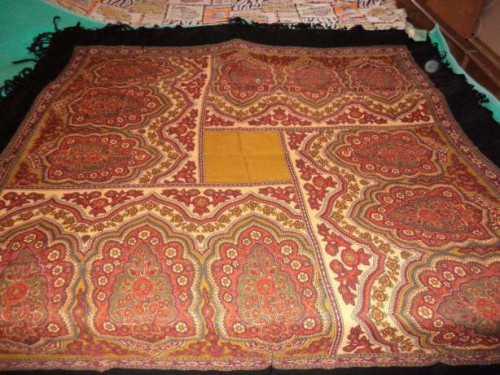291560058_4_644x461_prodam-pavlovo-posadskie-chistosherstyanye-platki-moda-i-stil.jpg