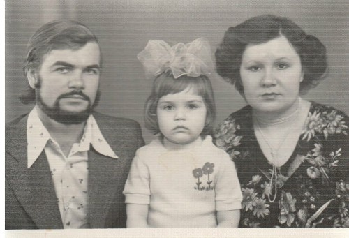 лет 5 и родители, какие же они все-таки красивые