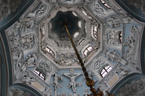 Интерьер. Горельефы