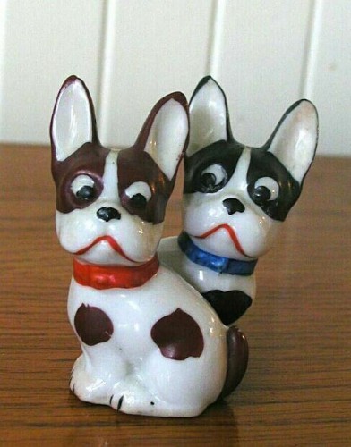 Солонка-перечница. Япония, 1930-е