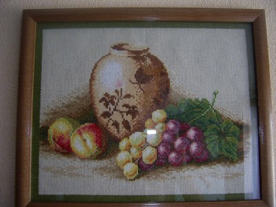 Персики и виноград