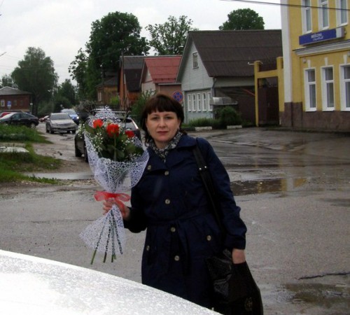 Светочка-katrinM, цветы-любимому художнику.