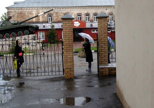 Встреча у входа в дом Широкова.Владимир-Москва. Наташа-Zabava ,Светлана-Branchette