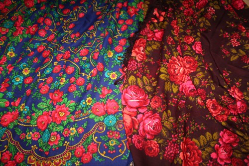 Торжок. Ирина Дадонова. Восстановлен в 1975 г., печать 1990 г и Цветочная сказка-7,печать 1990 г.автор Надежда Слащева