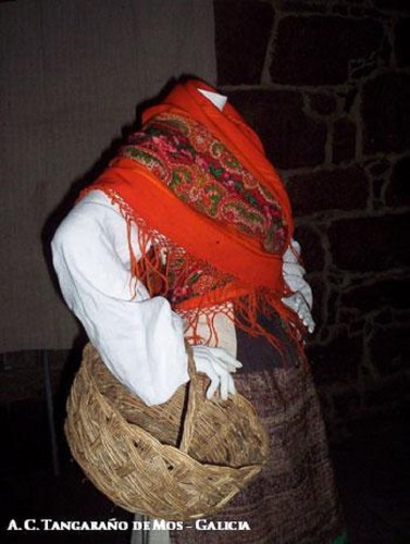 76709978_3035399_exposicion_4.jpg
