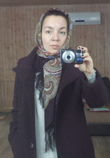 Он же, но на голове :-)