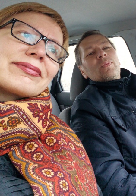 Загорские в машине.jpg