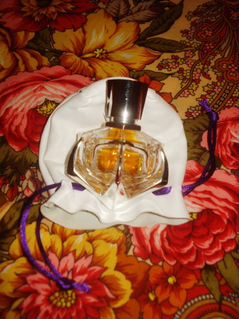 Alien Les Parfums de Cuir Thierry Mugler и Счастливица-3, автор Валерия Фадеева