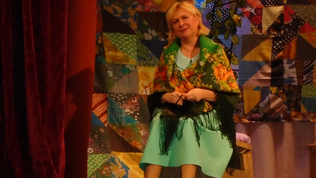 Р.лето в спектакле.JPG