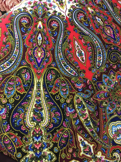 &quot;Сказочница&quot; 1763-7 (размер 135 на 135 с шёлковой плетеной бахромой, авт.В.Фадеева)