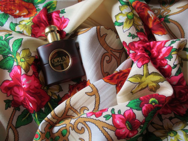 Душистый табак 1 и Opium, Yves Saint Laurent