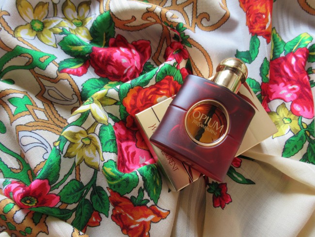 Душистый табак 1 и Opium, Yves Saint Laurent