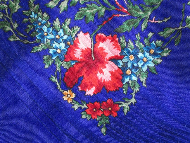 Платок шерстяной с просновками, 146 x 146 cm, Маки и медуница – 15 , автор неизвестен, восст. Татьяна Сухаревская
