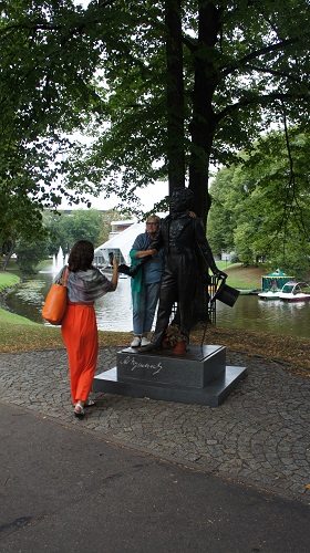 DSC09244-1.jpg