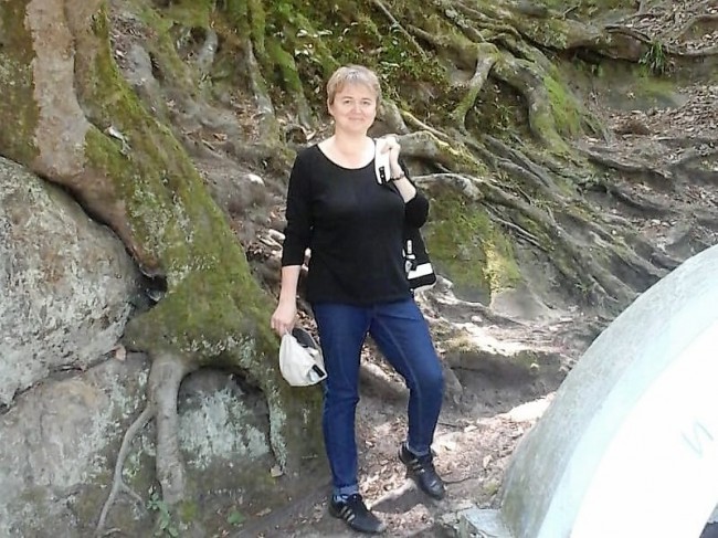 Знатная корневая система возле целебного источника