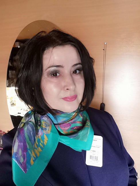Нюанс, 65х65,Иконникова Любовь, крепбешин
