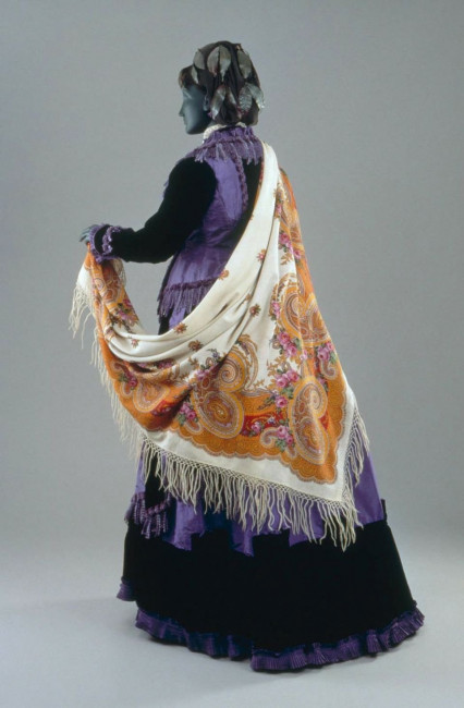 Day-dress-1870-American-or-French-MFA-Boston-64.1003.jpg