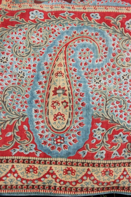Antique-Block-Printed-Resist-Dyed-French-Provencal-_57 (5).jpg