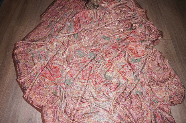 Antique-large-vintage-printed-Kashmir-Paisley-silk-_57.jpg