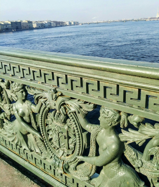 Вид с Литейного моста