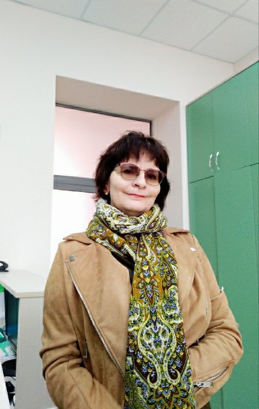 Платок Сказочница,вид 10, 135 см,худ.Фадеева В.