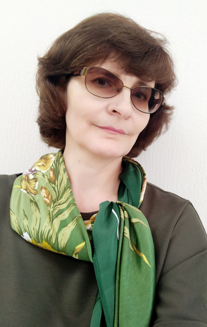 Аметист,вид 10, шелк атлас, 89 см. Худ.Дадонова И.