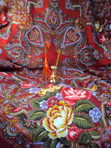 1220-6 Городской романс, 125х125, Елена Жукова; Жирафы - они ведь разные бывают...