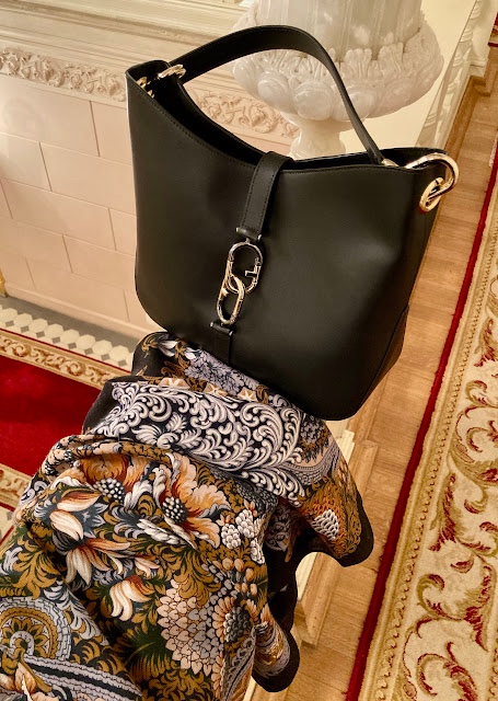 Платок «Бархатная ночь» и сумка «Сирена»