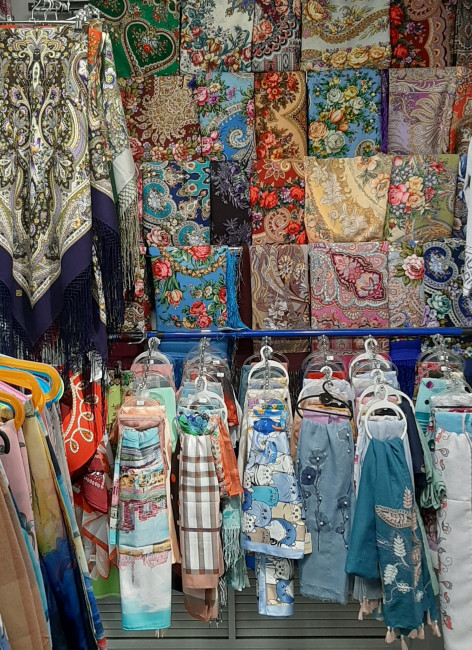 Для примера фото из одного казанского магазина