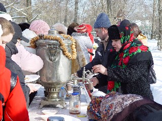 А тут Юнона наклонилась...правда коричневая. Но всё же. Это моя Мечта)))