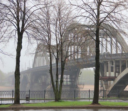 Набережная туманов