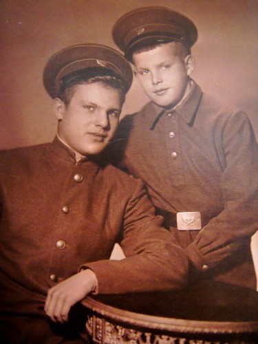 1958г. - Юрий и Владимир Щербаковы