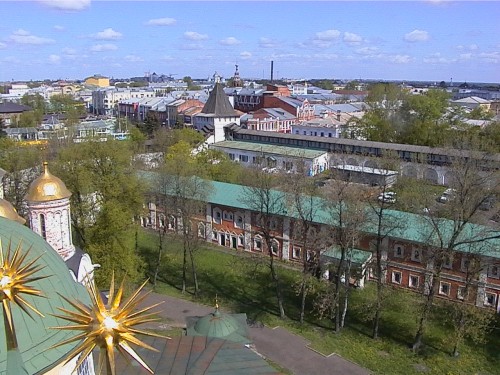 Город